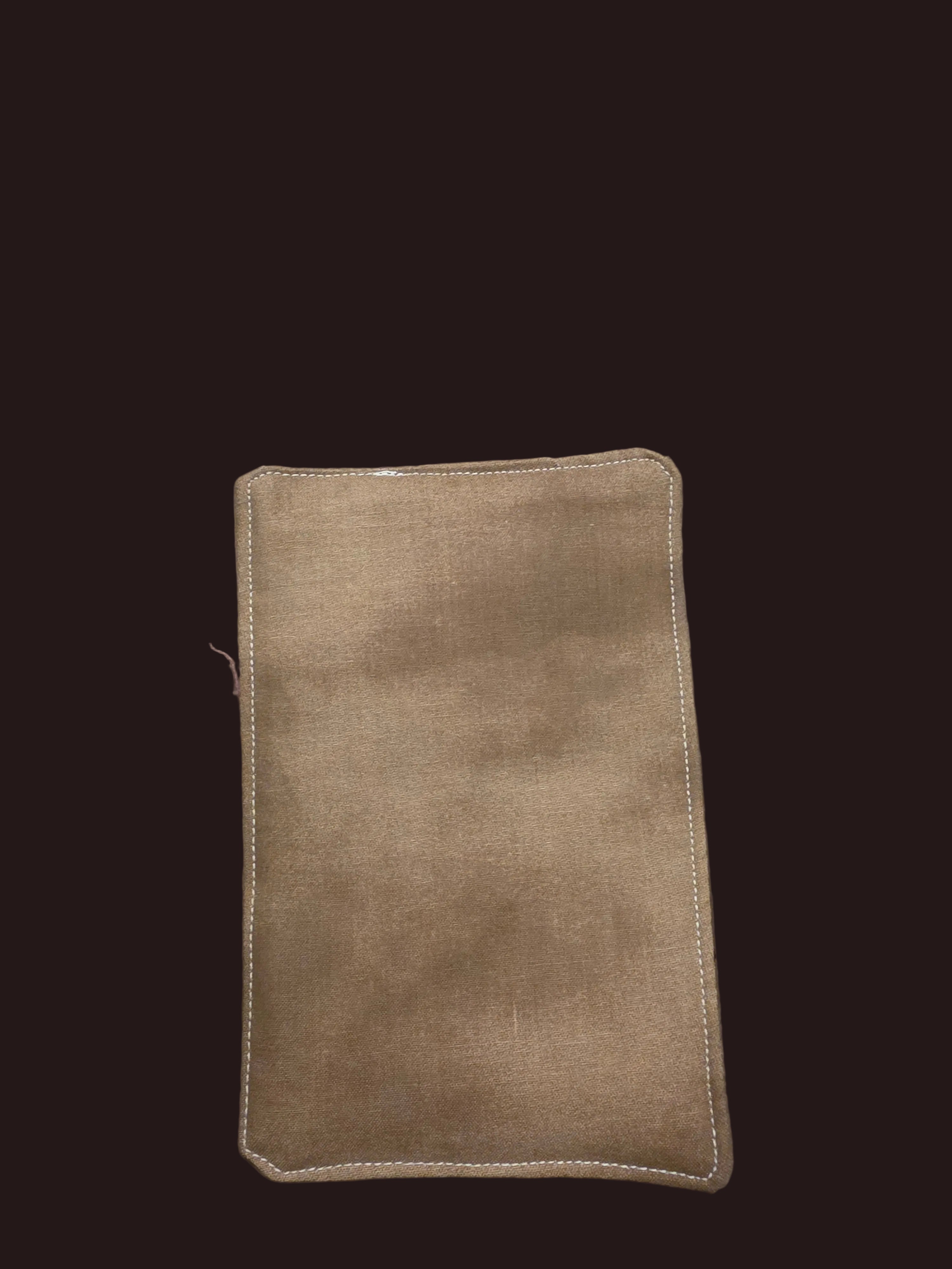 Brown mug rugs